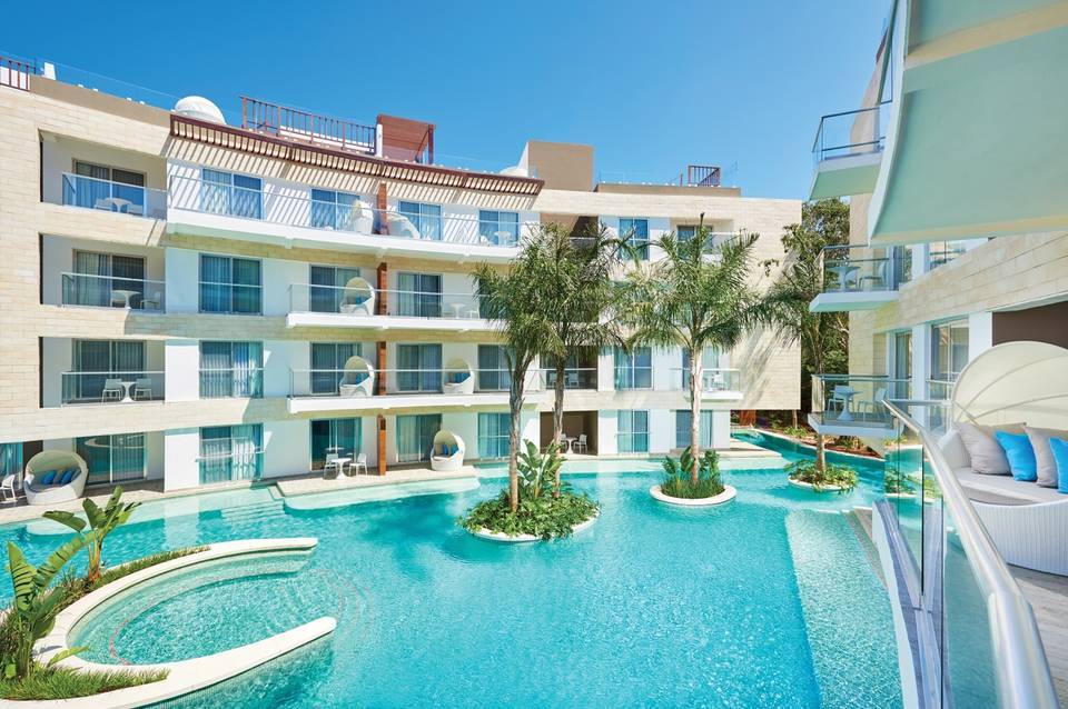 The Fives Beach Hotel & Residences 1