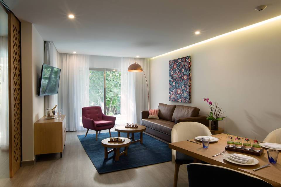 The Fives Beach Hotel & Residences 2