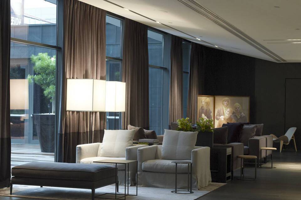 The Met Hotel 4