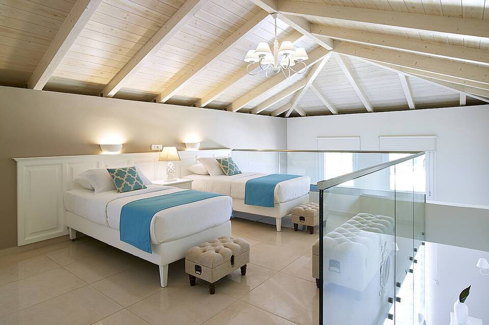 Anemos Luxury Grand Resort 5