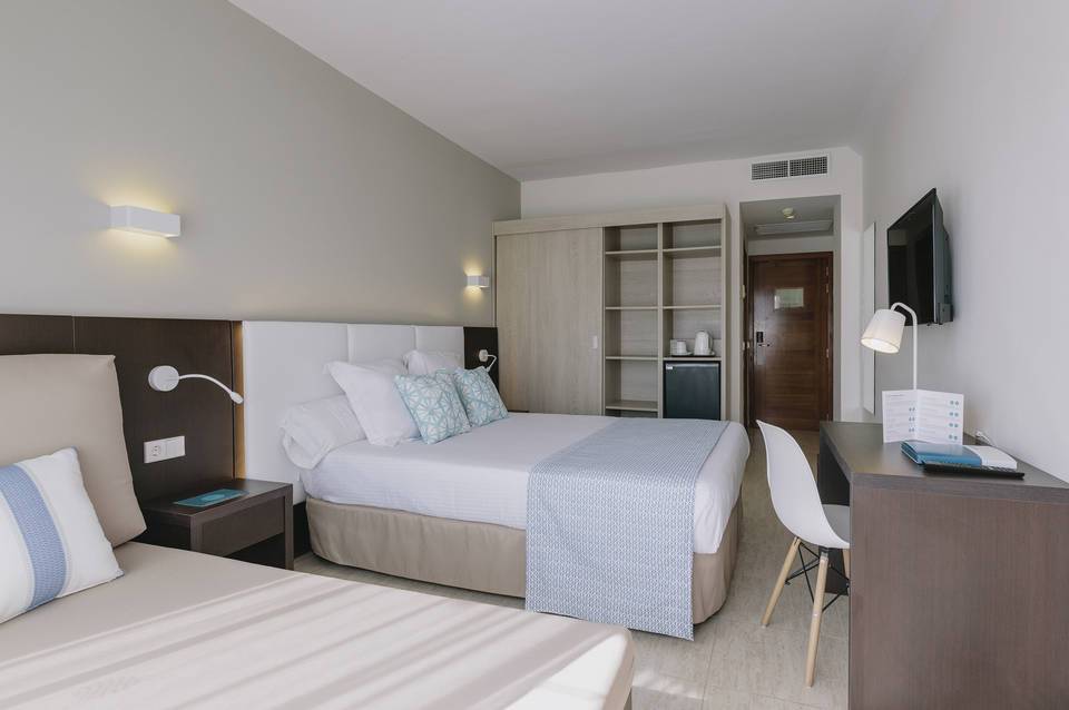 Hotel ILUNION Palmanova Mallorca 3