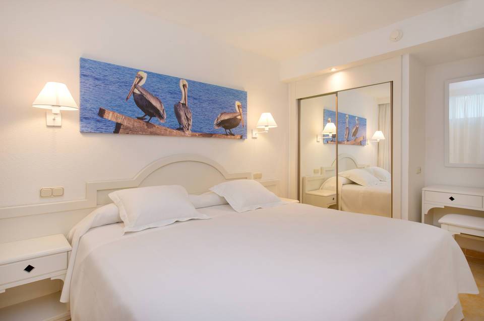 Iberostar Waves Ciudad Blanca 4