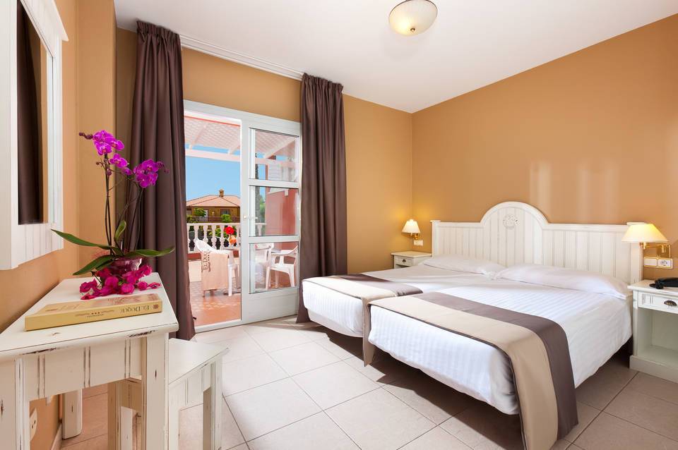 Hotel El Duque 2