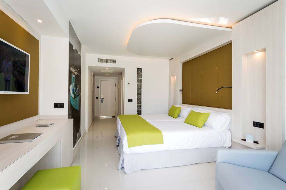 The Ibiza Twiins inkl. Mietwagen 5