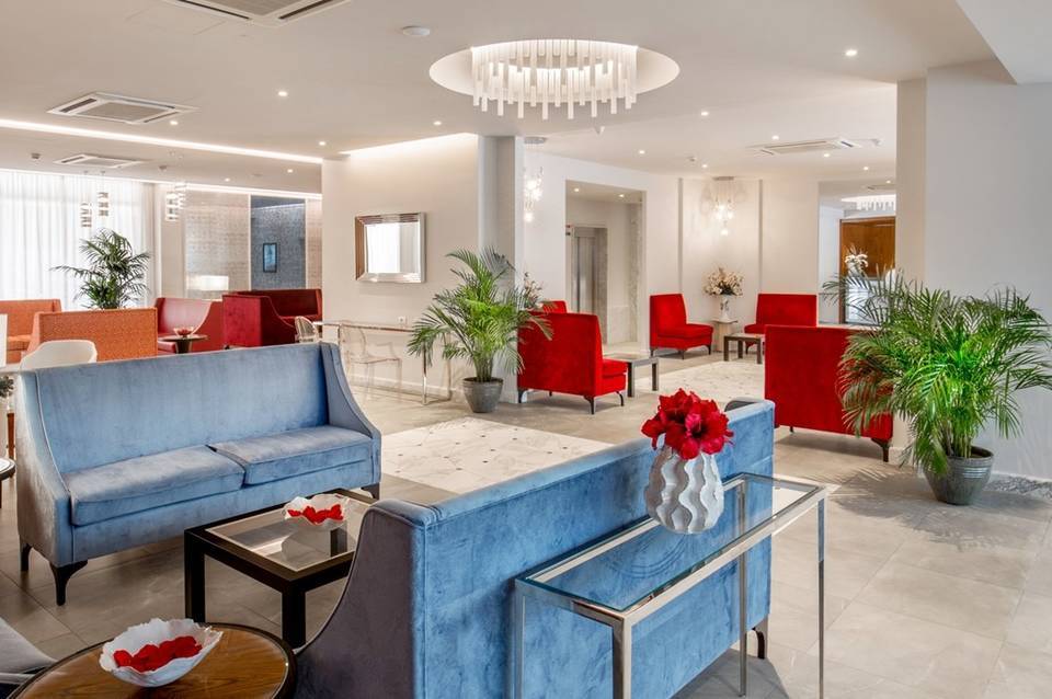 American Palace Eur 3