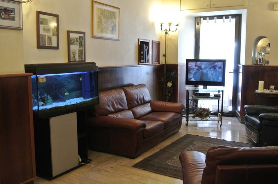 Hotel Assisi 1