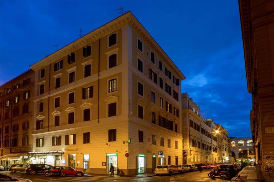 Hotel Assisi 5