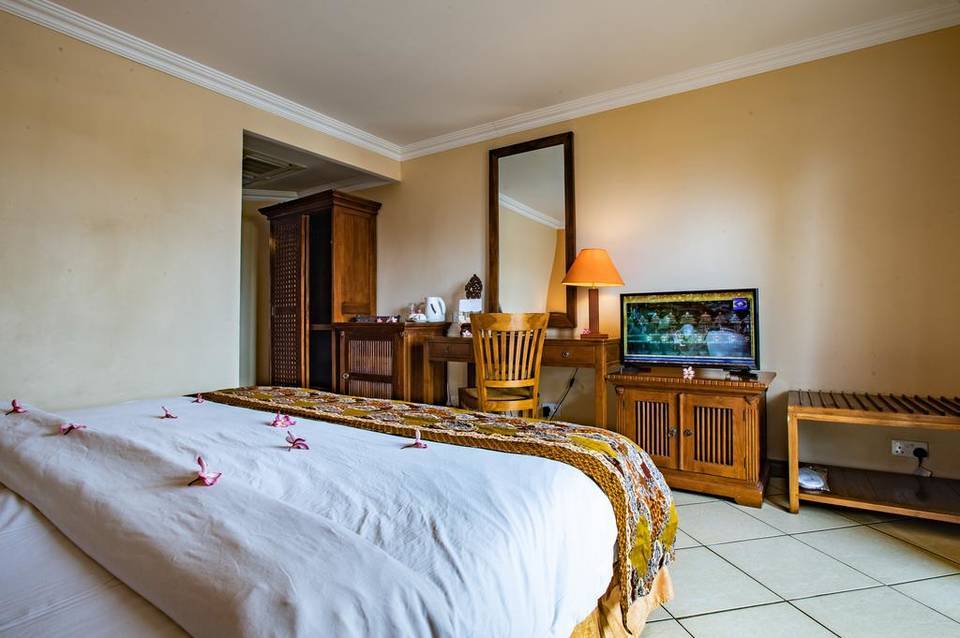 Aanari Hotel & Spa 4