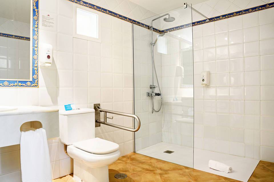 R2 Buganvilla Hotel & Spa 5