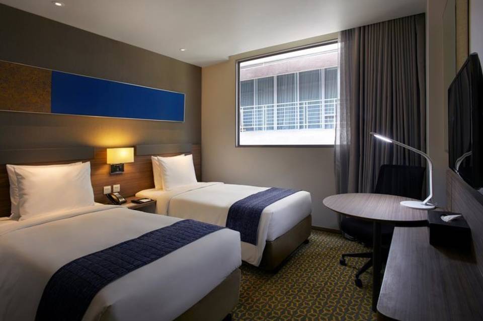 Holiday Inn Express Bangkok Sathorn 2
