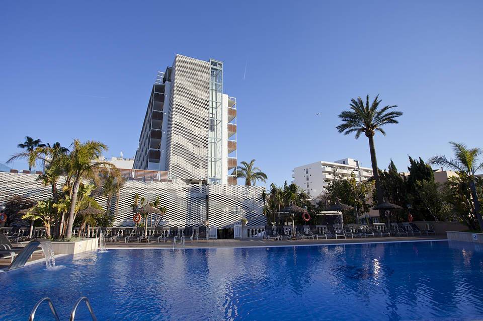 Bahia de Alcudia Hotel & Spa  1