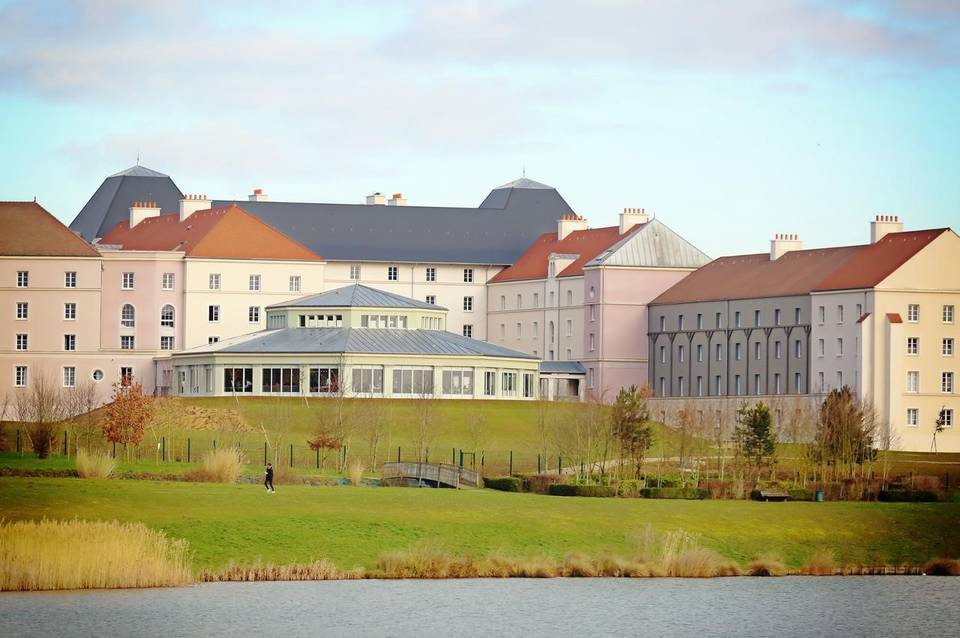 B&B HOTEL près de Disneyland® Paris 1