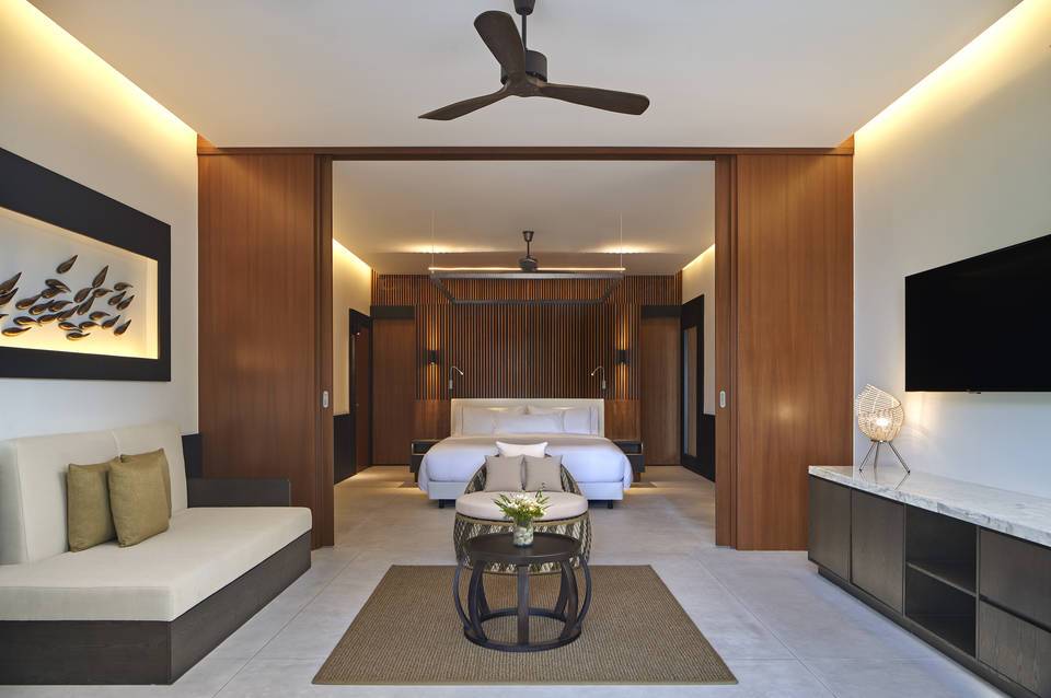 The Westin Maldives Miriandhoo Resort 2