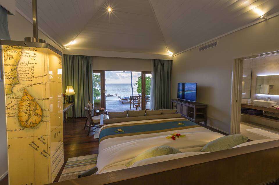 Hurawalhi Island Resort 3