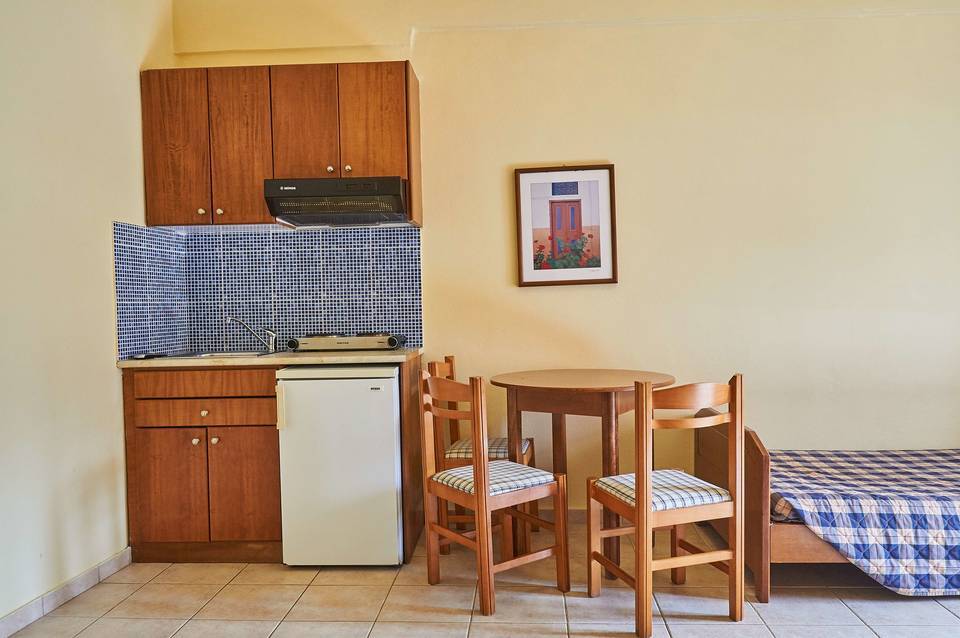 Troulis Apart-Hotel 5