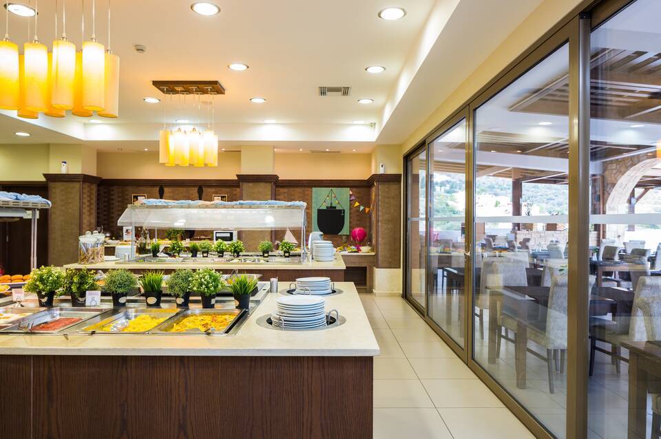 Filion Suites Resort & Spa 2