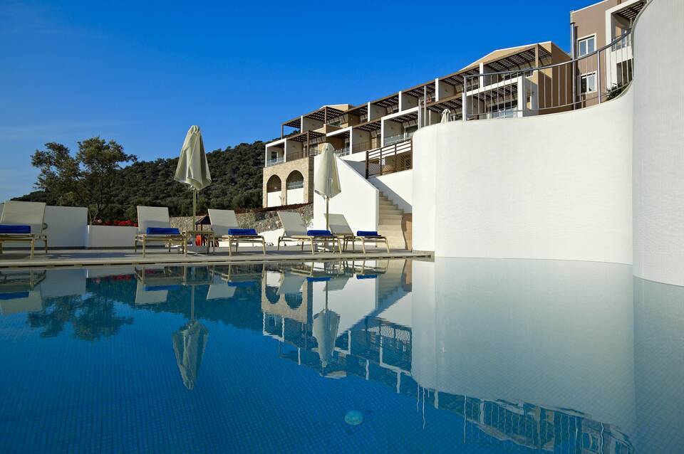 Filion Suites Resort & Spa 4
