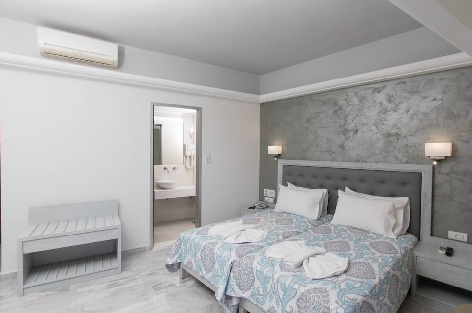 Anita Beach Hotel 2
