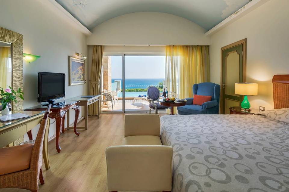 Atrium Prestige 1