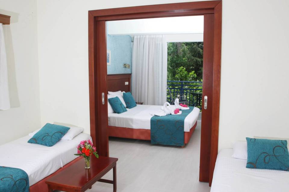 Rethymno Mare Hotel & Water Park 2