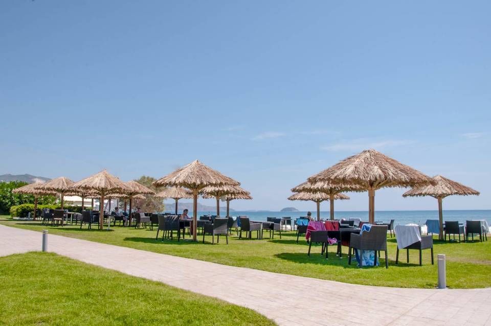 Galaxy Beach Resort, BW Premier Collection 4