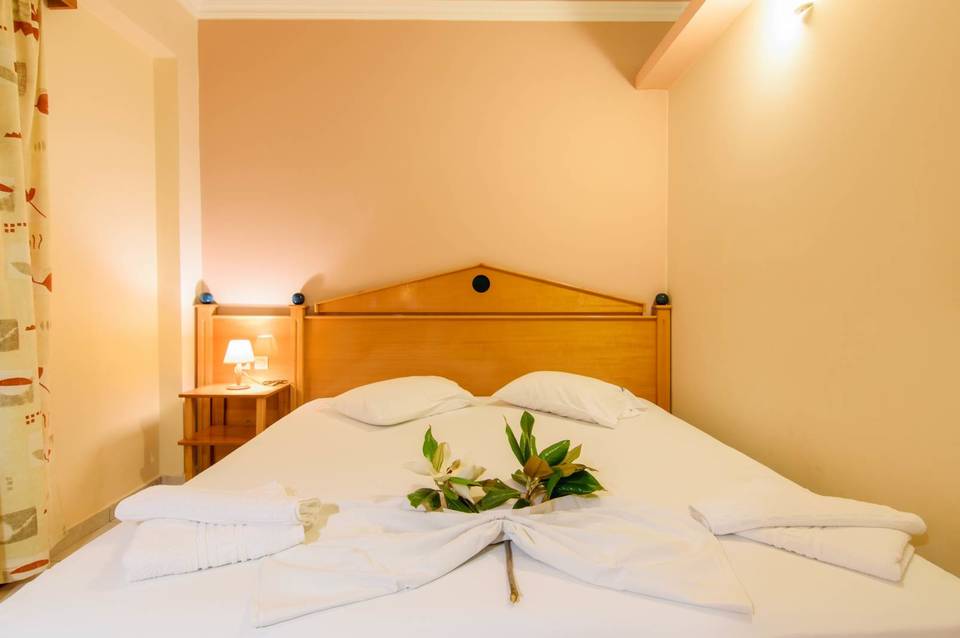 Plaza Pallas Hotel 1