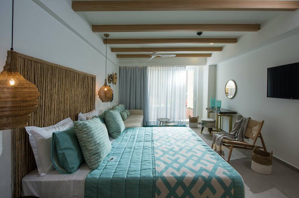 Omiros Boutique Hotel 4