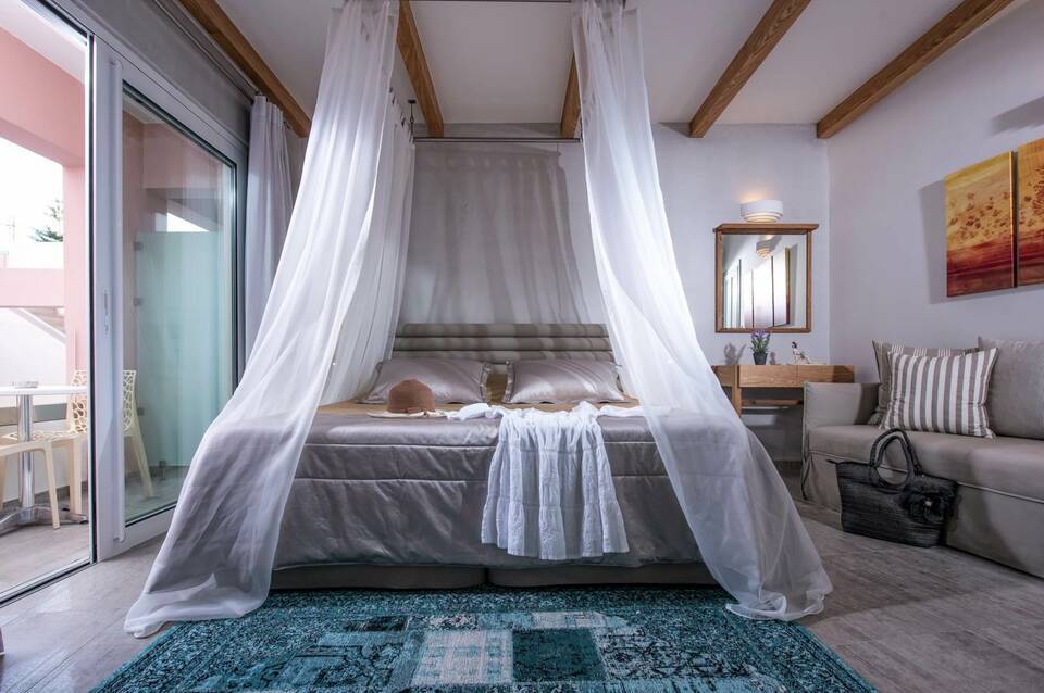 Omiros Boutique Hotel 5