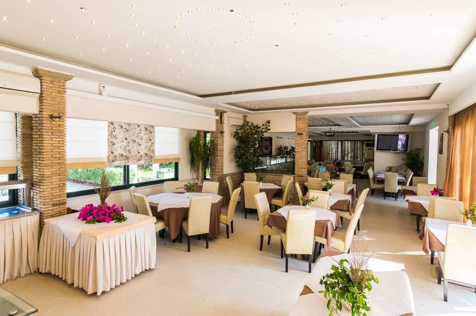 Zante Plaza Hotel & Apartments 1