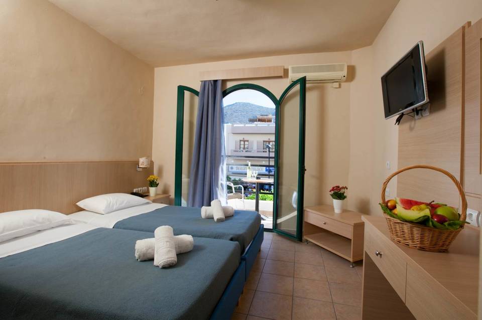 Theros Resort 3