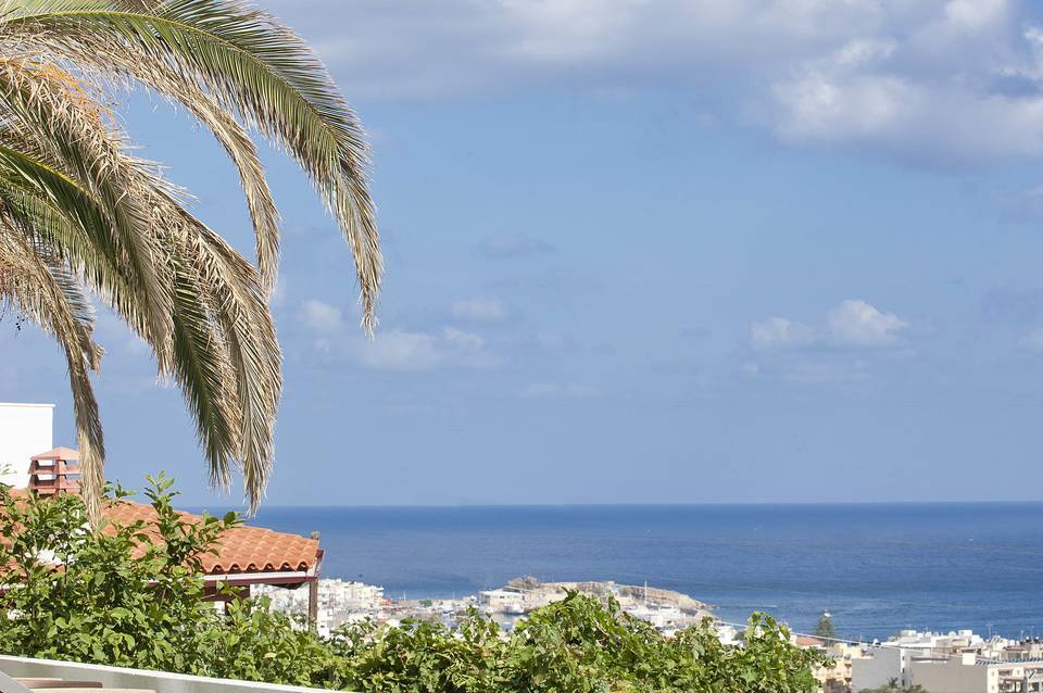 Galaxy Suites Boutique Resort 1