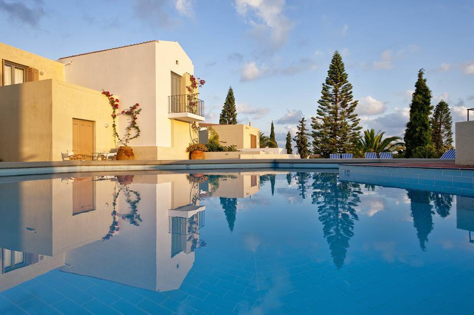 Galaxy Suites Boutique Resort 5