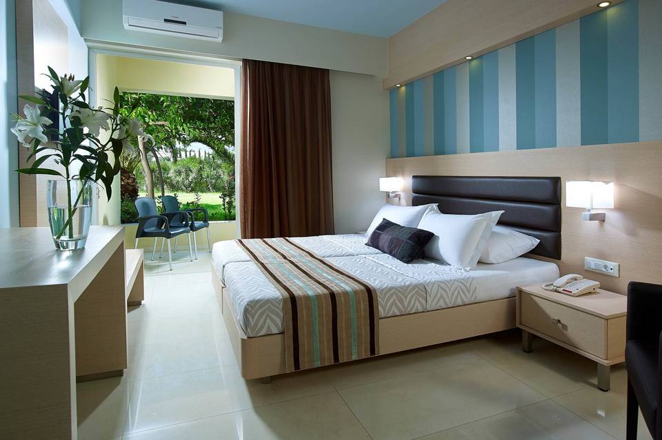 Hotel Eleftheria 4