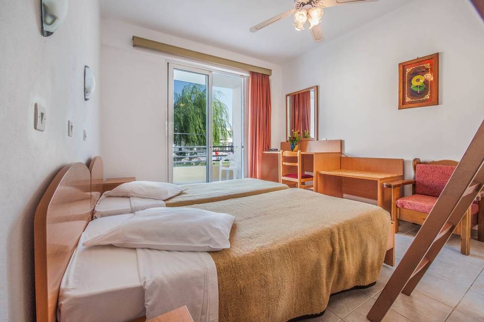 Aegean Bay Hotel 5