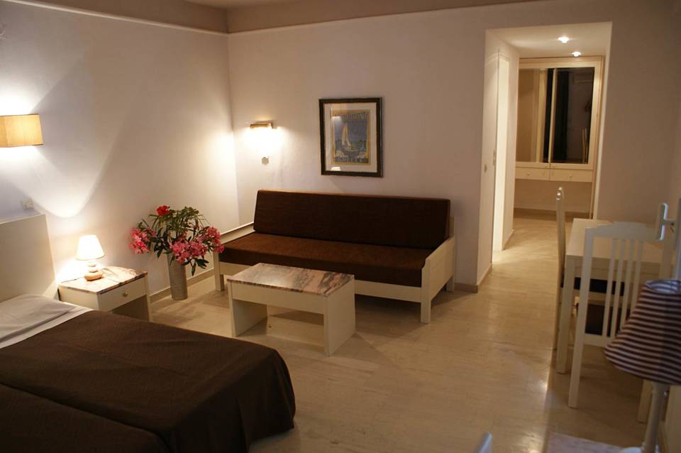 Pelagia Bay 4
