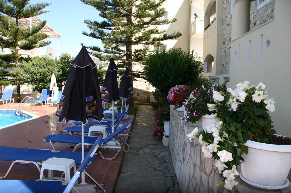 Nikos Apartments 1