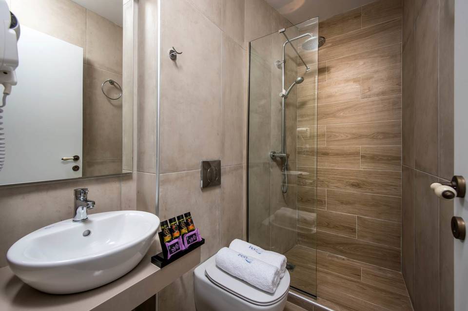 Irida Hotel 1