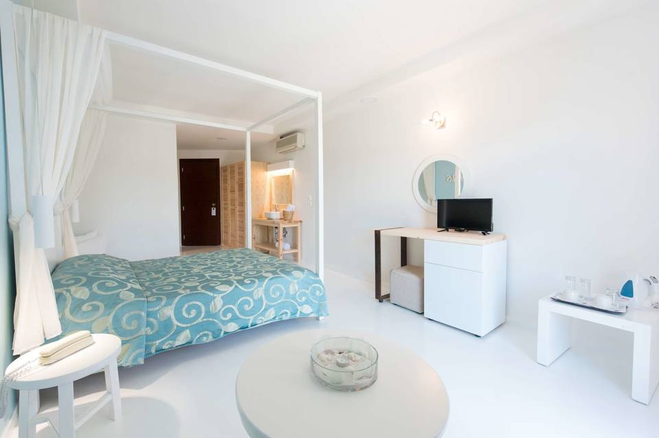 Eva Mare Hotel & Suites 4