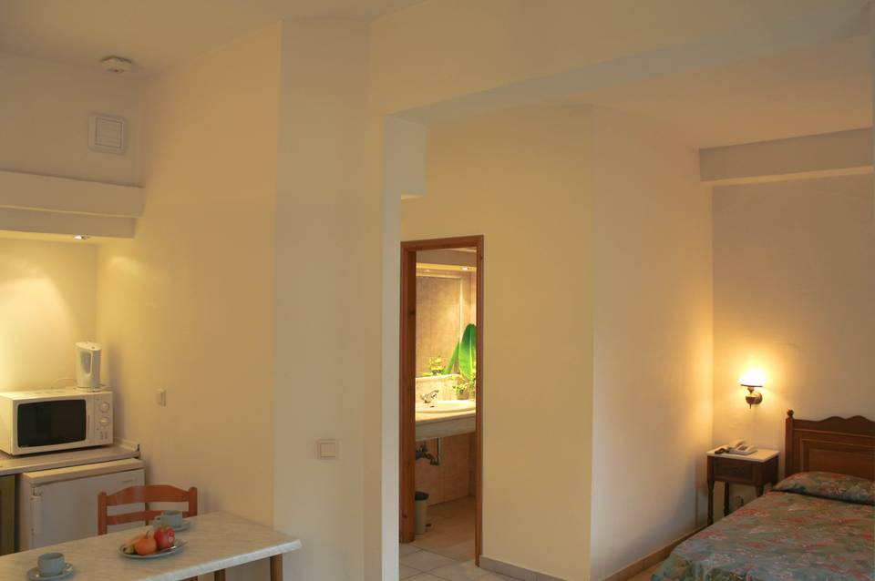 Royal Aparthotel City Centre 4