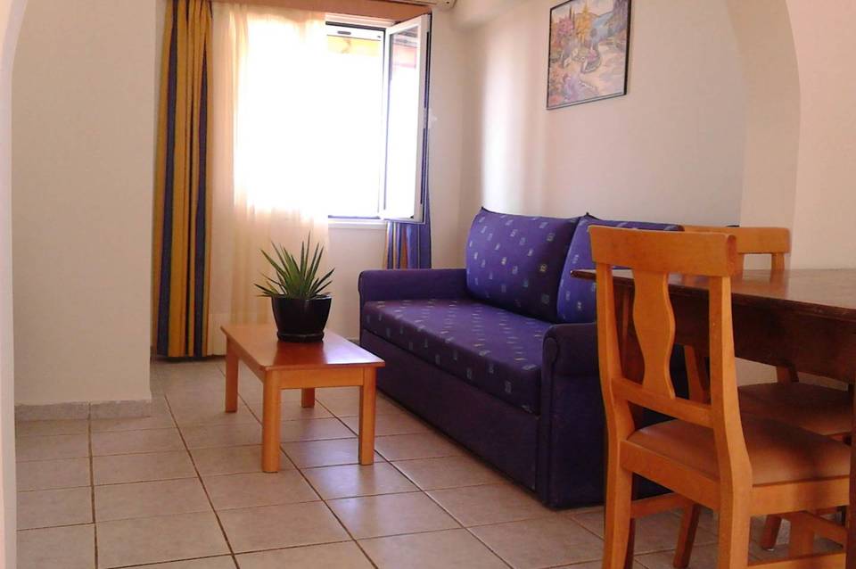 Creta Suites 3