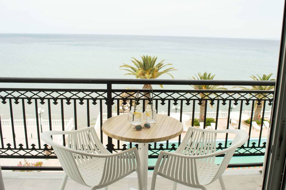 Paradise Beach Hotel 2
