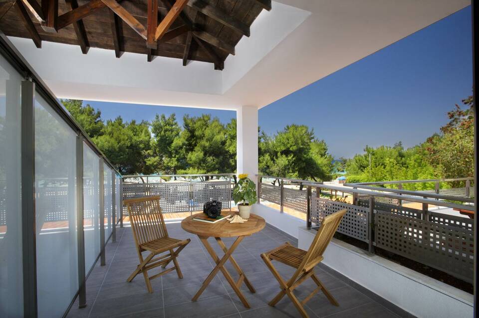 Portes Beach Hotel 5