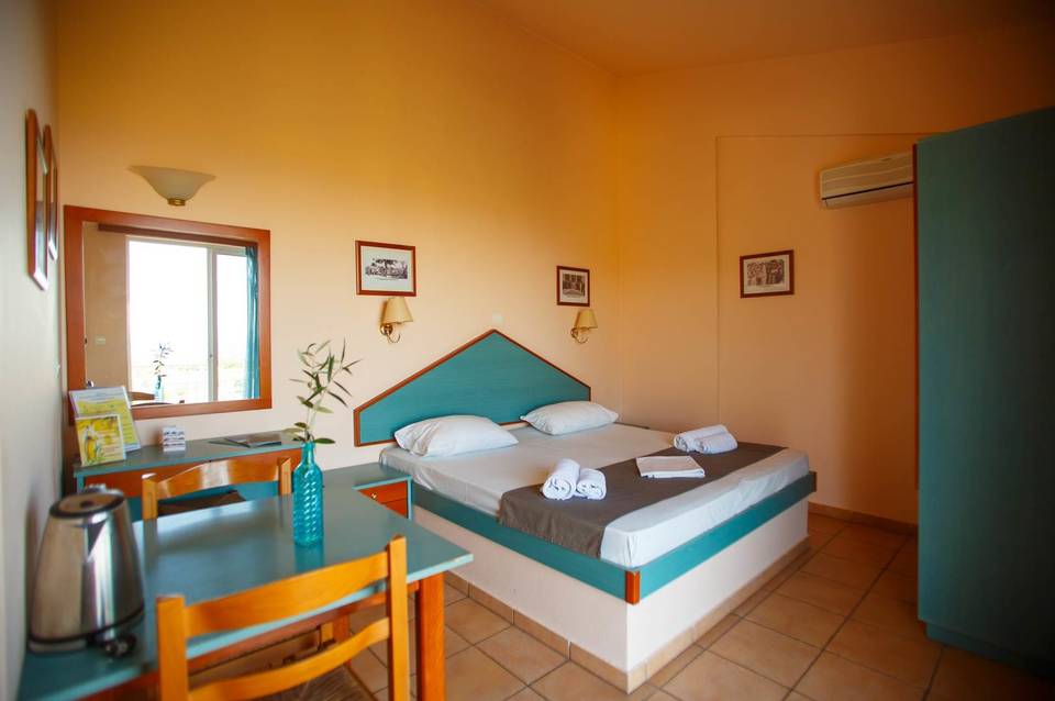 Filoxenia Hotel - Apartments 4