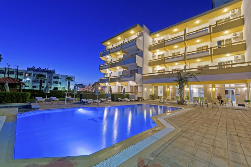 Trianta Hotel 5