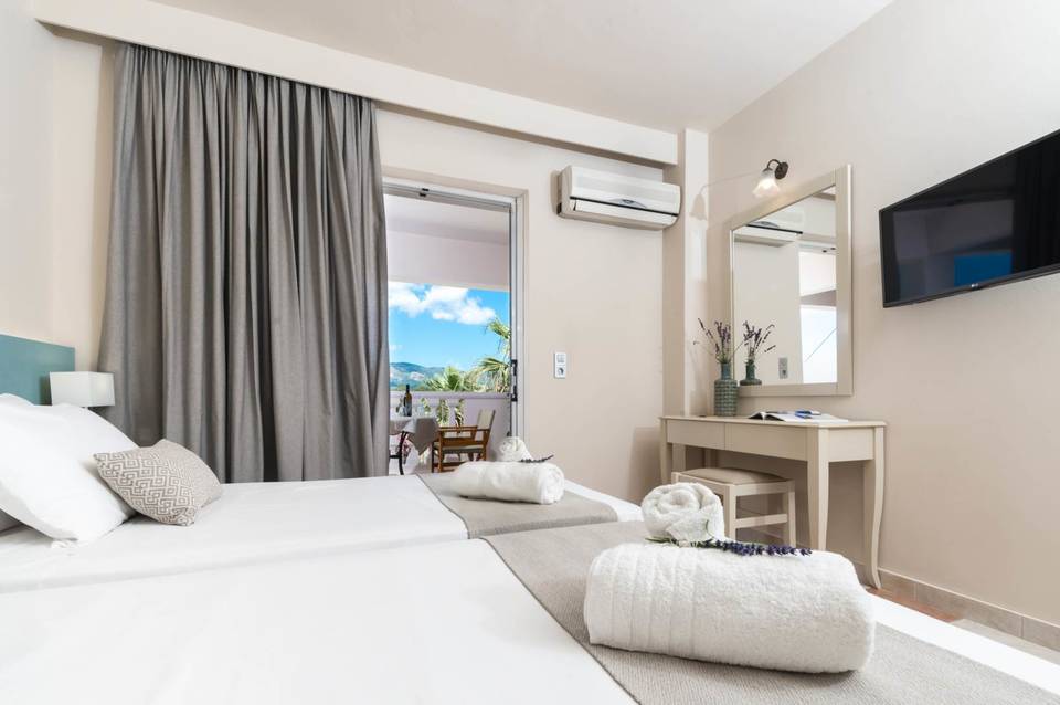 Ilios Hotel 1