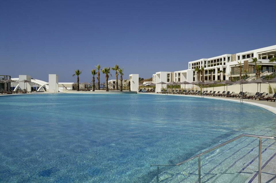 Mayia Exclusive Resort & Spa 1
