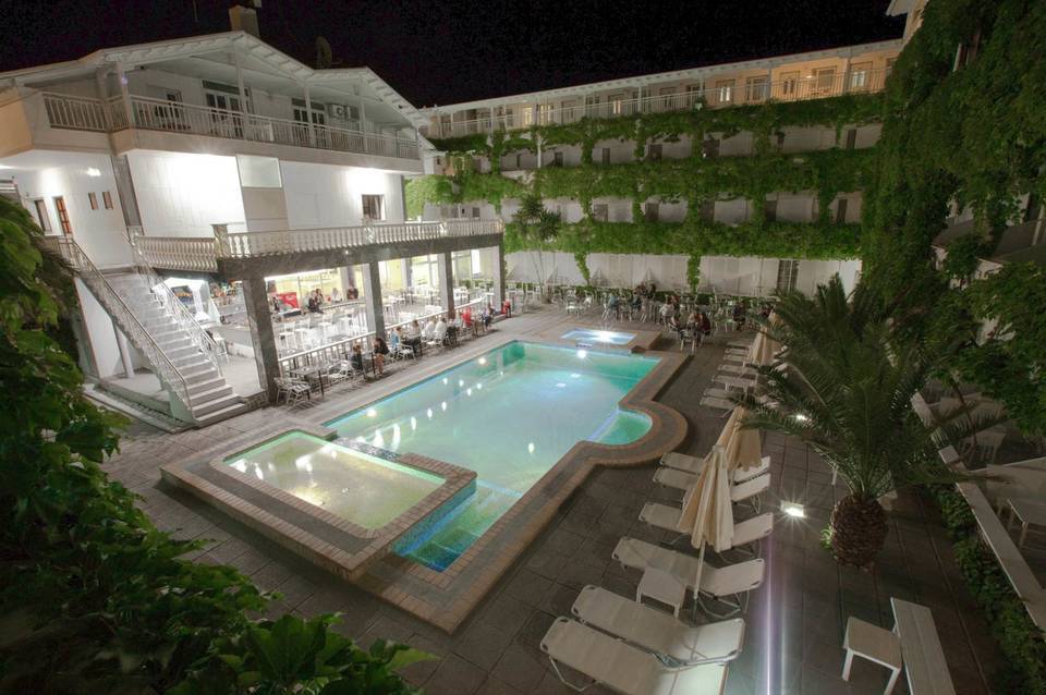 Olympic Kosmas Hotel 5