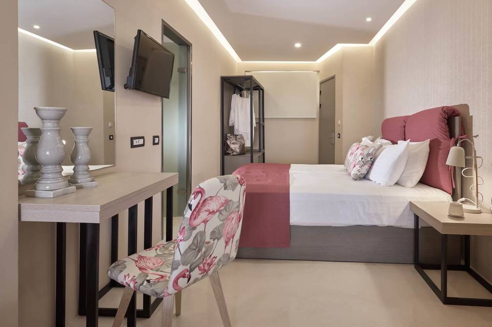 Koukounaria Hotel & Suites 5