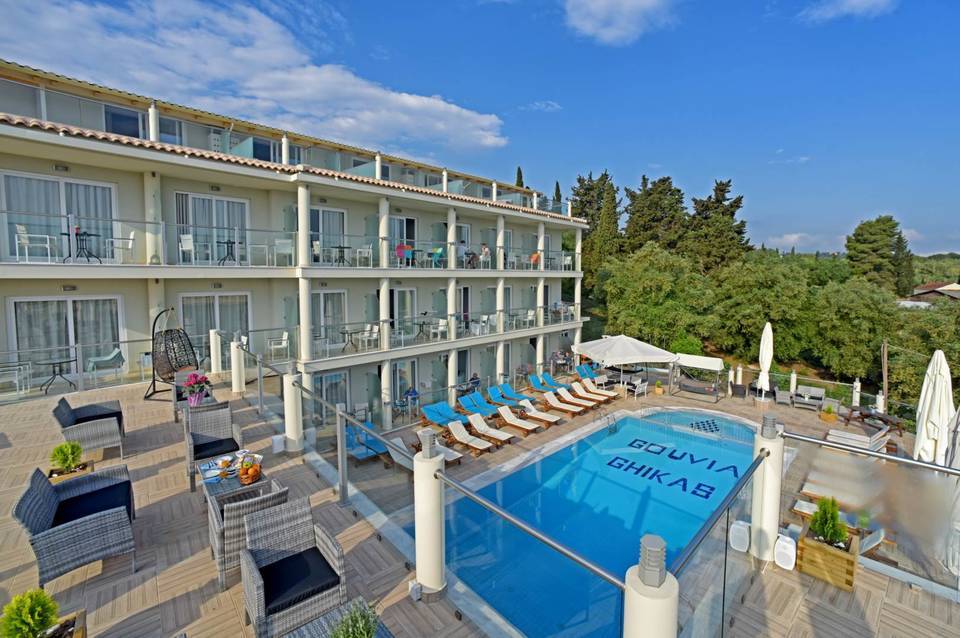Palapart Gikas Studios & Suites 4