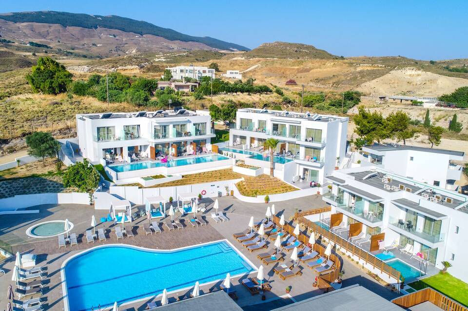 Harmony Crest Resort & Spa 2